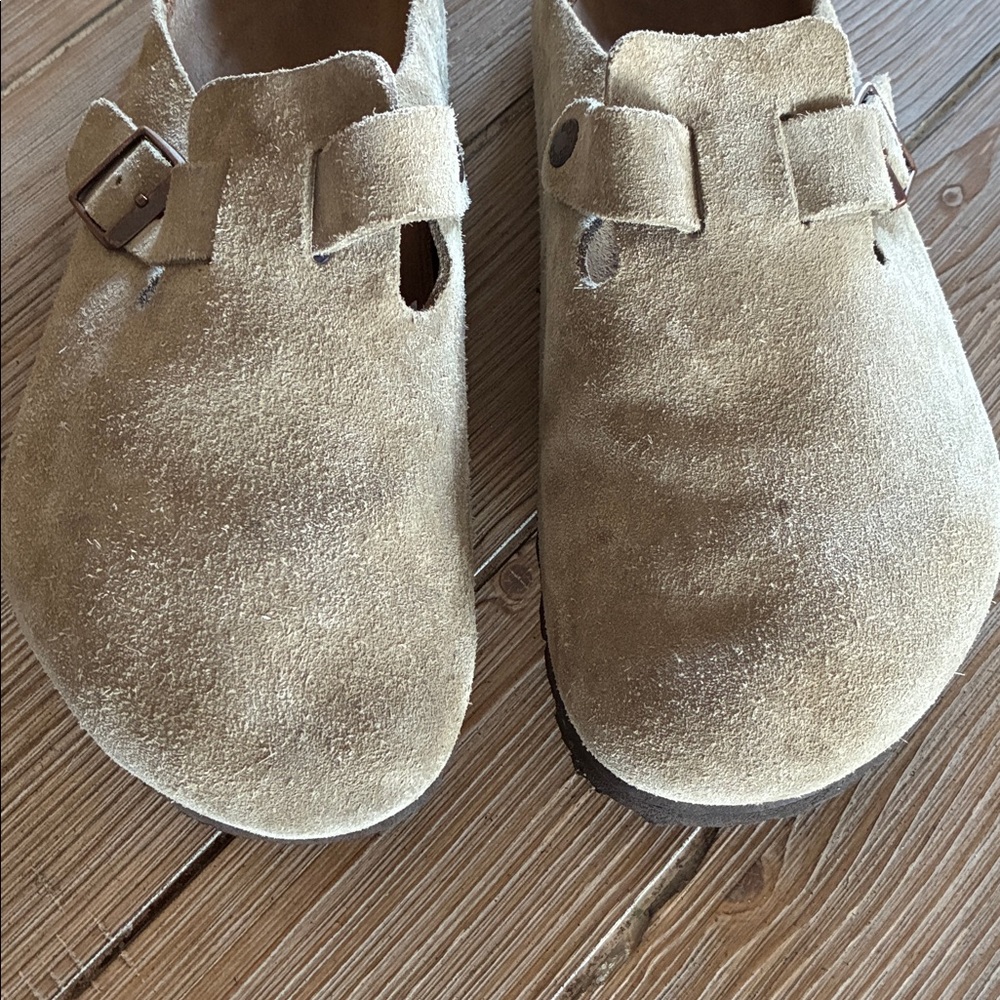 Birkenstock Clogs in Taupe - Picture 3 of 12